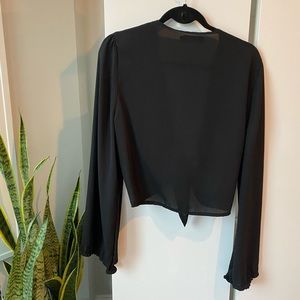 Crop top • black • tie front • cinched at wrist